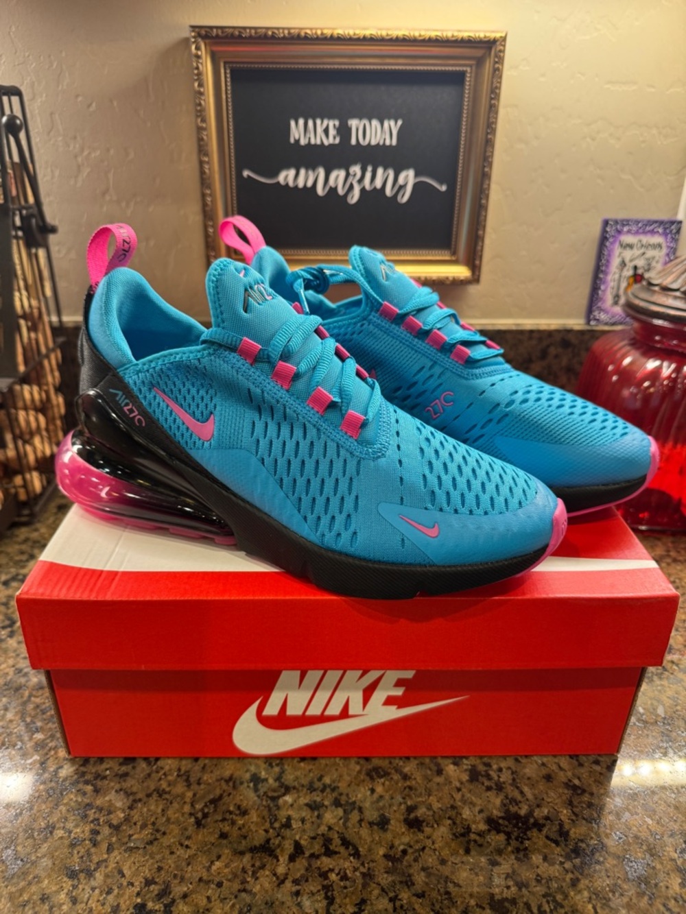 Nike AirMax 270